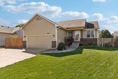 10605 W Lamp Cir, Wichita, KS, 67215 | Card Image