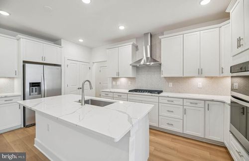 6172 Amber Ln, Haymarket, VA, 20169 | Card Image