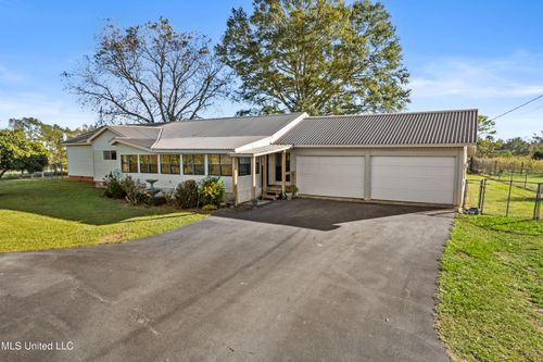 149 John H Rd, Magee, MS, 39111-4340 | Card Image