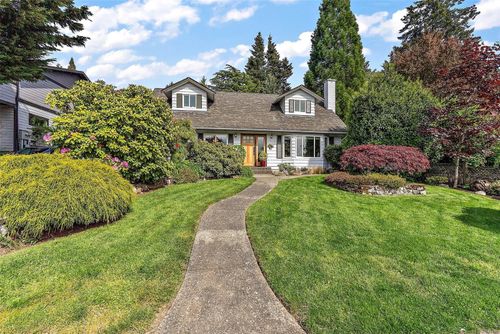 7211 Kimpata Way, Central Saanich, BC, V8M1C1 | Card Image