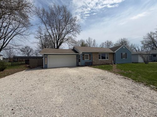 906 S Allen St, CENTRALIA, MO, 65240-1672 | Card Image