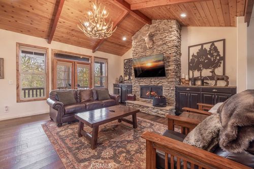 1629 Angels Camp, Big Bear Lake, CA, 92315 | Card Image