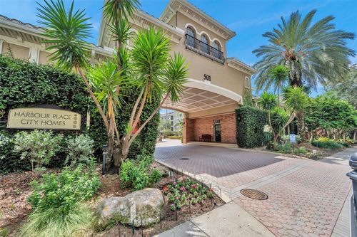 apt-1206-501 Knights Run Ave, TAMPA, FL, 33602-5943 | Card Image