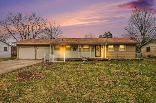 7424 Cherry Avenue, Jenison, MI, 49428 | Card Image