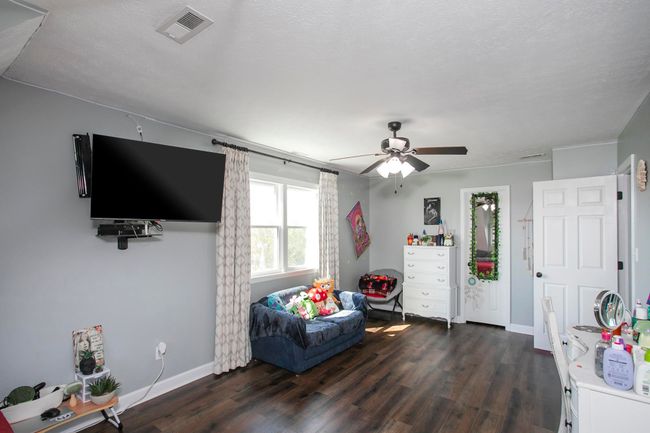 1043 Shelton Rd, House other with 4 bedrooms, 4 bathrooms and 2 parking in Charlotte TN | Image 39