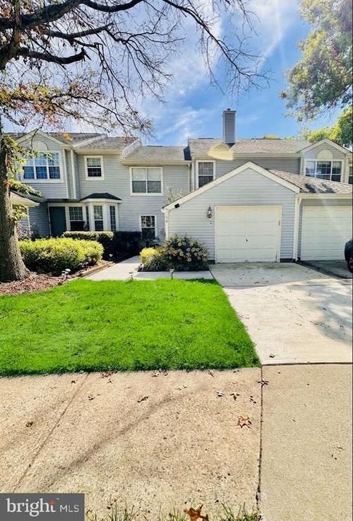 10 Colebrook Ct, Princeton, NJ, 08540-7049 | Card Image