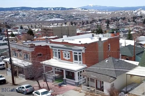 321-315-321 N Washington St, Butte, MT, 59701-9168 | Card Image
