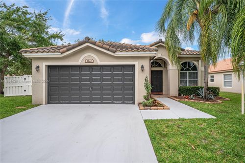 1122 Nw 143rd Ave, Pembroke Pines, FL, 33028-2914 | Card Image