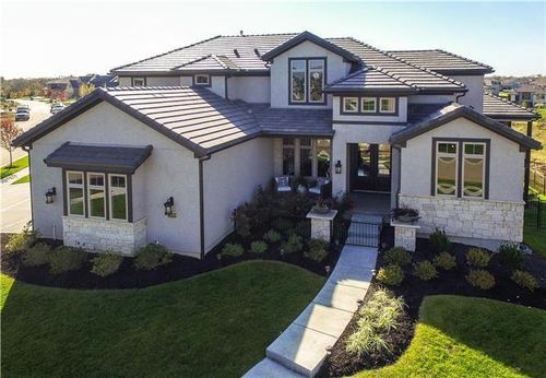 11720 W 164th Pl, Overland Park, KS, 66221-7988 | Card Image