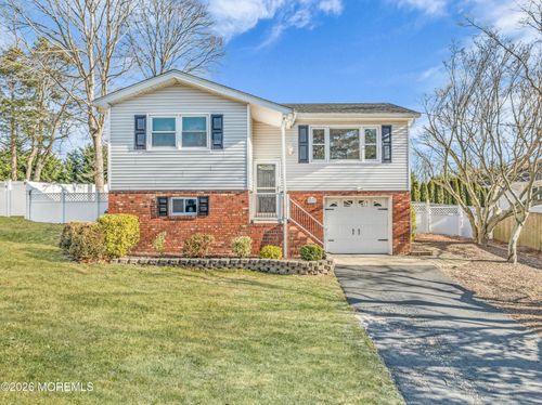 531 Princess Ct, Toms River, NJ, 08753-5748 | Card Image