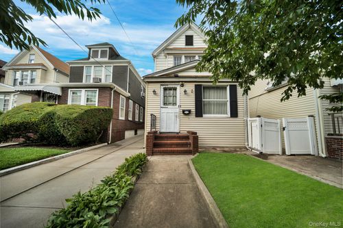 61-43 Wetherole Street, New York, NY, 11374 | Card Image