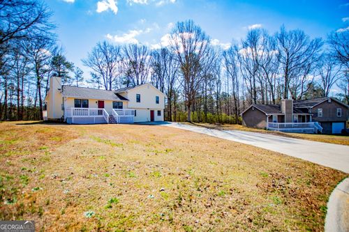 55 Timber Mill Cir, Carrollton, GA, 30116-8564 | Card Image