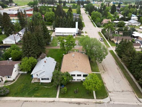 4904 51 Avenue, Eckville, AB, T0M0X0 | Card Image