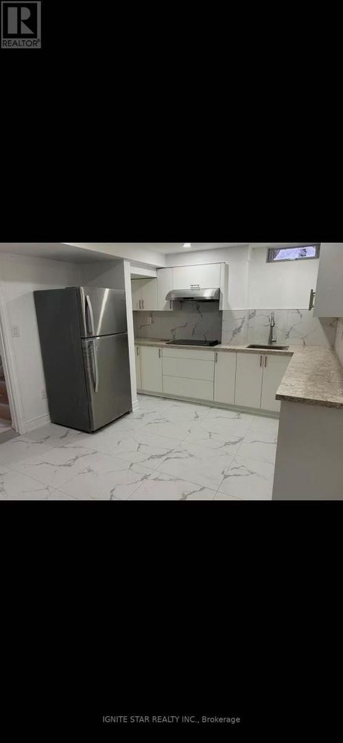 2599 Ambercroft Drive, Mississauga (Central Erin Mills), ON, L5M4K5 | Card Image