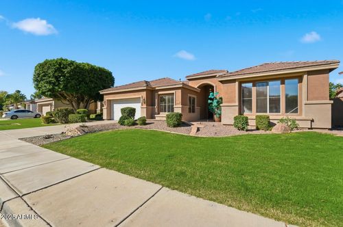 7180 W Trails Dr, Glendale, AZ, 85308-9578 | Card Image