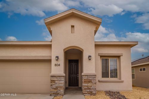 804 Via Glorieta, Sunland Park, NM, 88063-9629 | Card Image