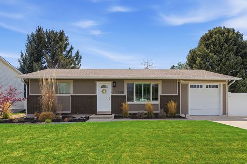 2393 W Bueno Vista Dr, West Jordan, UT, 84088-4623 | Card Image