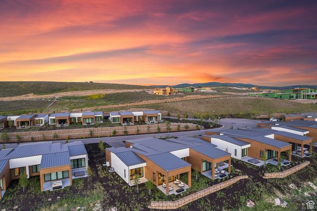 6312 Double Deer Loop, House other with 2 bedrooms, 3 bathrooms and 3 parking in Park City UT | Image 45