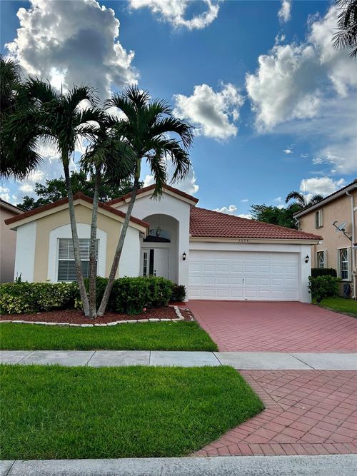 3694 Miramontes Cir, Wellington, FL, 33414-8825 | Card Image