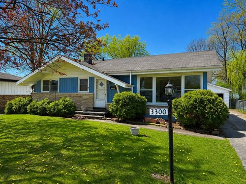 3300 Rugby Ct, Waukegan, IL, 60087-2103 | Card Image