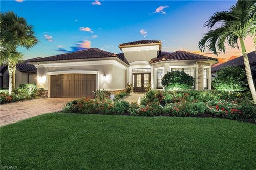 9223 Rialto Ln, NAPLES, FL, 34119-2018 | Card Image