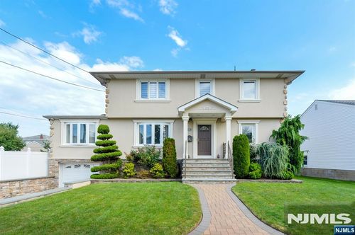 16 Park Street, South Hackensack, NJ, 07606 | Card Image