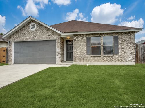 8307 Pine Meadow Dr, Converse, TX, 78109-3305 | Card Image