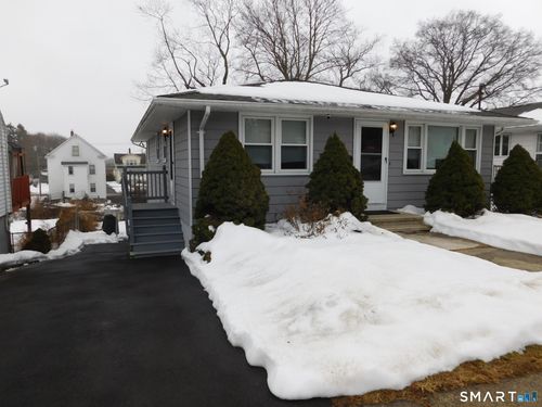 51 Hughes St, East Haven, CT, 06512-2614 | Card Image