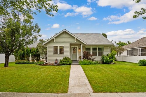 31 Austin St, Kalispell, MT, 59901-7568 | Card Image