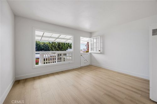 210 Cypress, Laguna Beach, CA, 92651 | Card Image