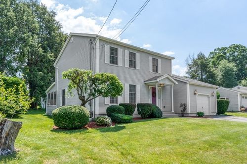 39 Venture Dr, Springfield, MA, 01119-2726 | Card Image