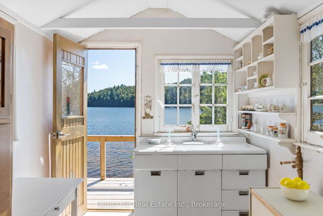 1089 Lutes Lane, House other with 4 bedrooms, 2 bathrooms and 6 parking in Dorset ON | Image 12