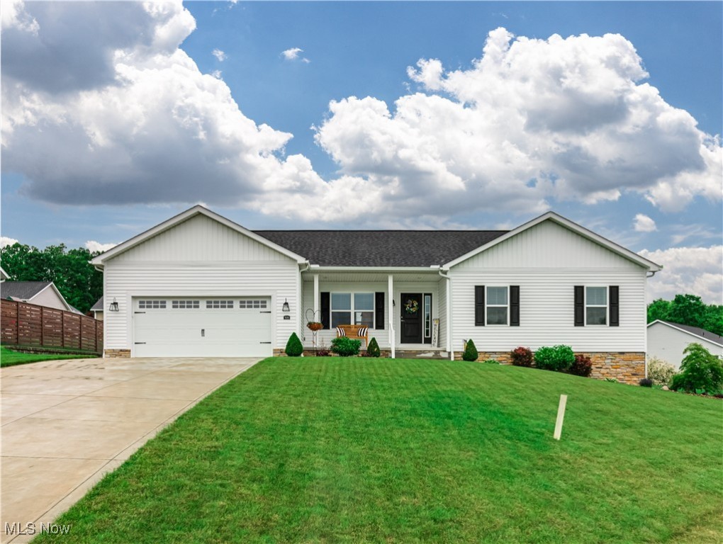 Saint Brendan Dr, Canal Fulton, OH 44614