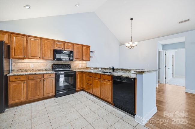 70 Summerfield Pl, Townhouse with 2 bedrooms, 2 bathrooms and null parking in Flat Rock NC | Image 23