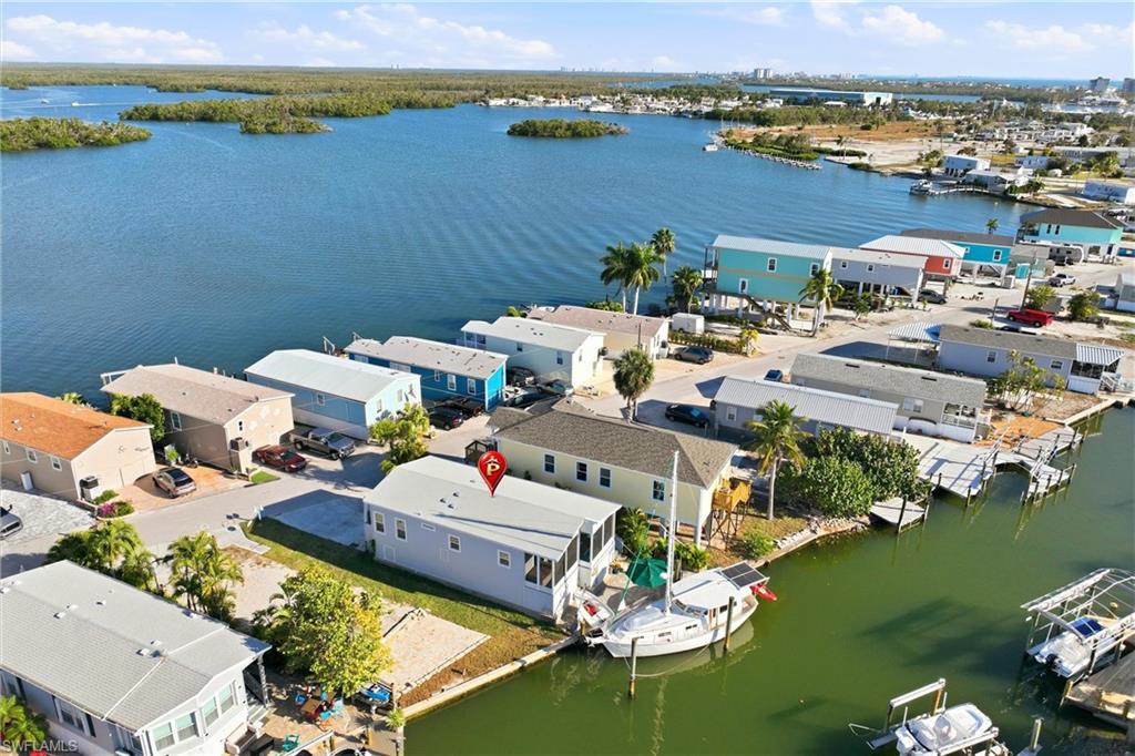 Residential in FORT MYERS BEACH