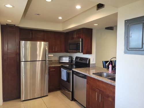 508-3050 N Palm Aire Dr, Pompano Beach, FL, 33069-3464 | Card Image