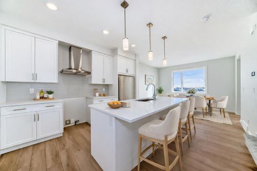 138 Lanark Gate Se, Airdrie, AB, T4A3L6 | Card Image