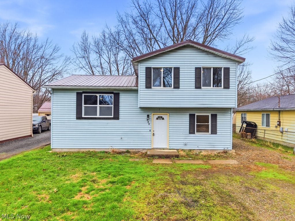 Residential in Newton Falls 5