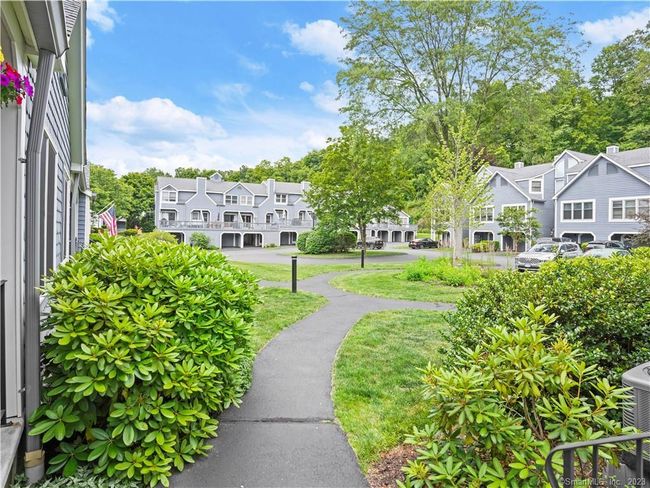 96 - 96 Fawn Ridge Ln, Condo with 2 bedrooms, 2 bathrooms and null parking in Norwalk CT | Image 23