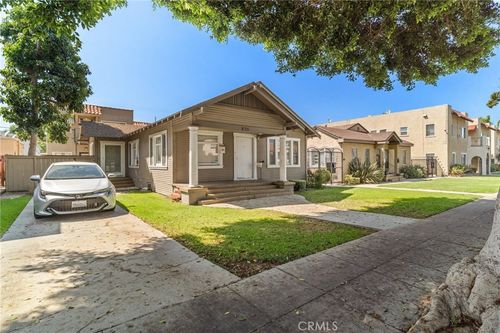 833 Cherry Ave, Long Beach, CA, 90813-5116 | Card Image