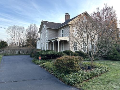 179 Verna Hill Rd, Fairfield, CT, 06824-2159 | Card Image