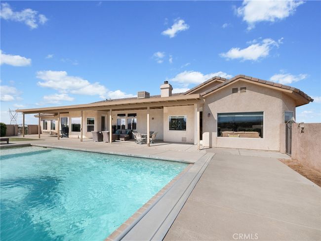 8650 Verbena Rd, House other with 4 bedrooms, 4 bathrooms and 7 parking in Oak Hills CA | Image 71