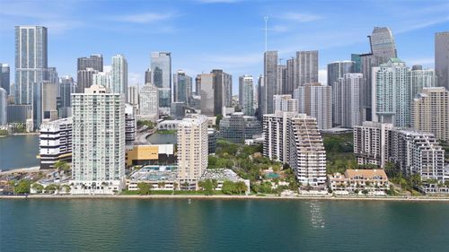 a1615-520 Brickell Key Dr, Miami, FL, 33131-2660 | Card Image