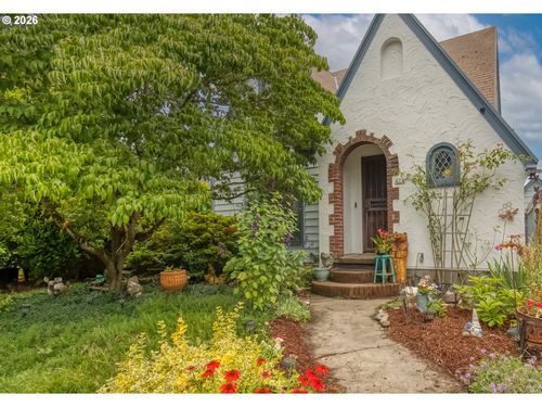 414 Ne 68th Ave, Portland, OR, 97213 | Card Image