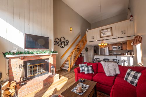 ledges-i-17I Snow Tree Lane, Dover, VT, 05356 | Card Image