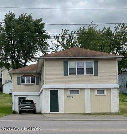 691 N Main St, Pittston, PA, 18640-2225 | Card Image