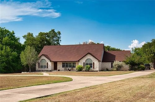 137 Wamel Way, Cedar Creek, TX, 78612-3575 | Card Image