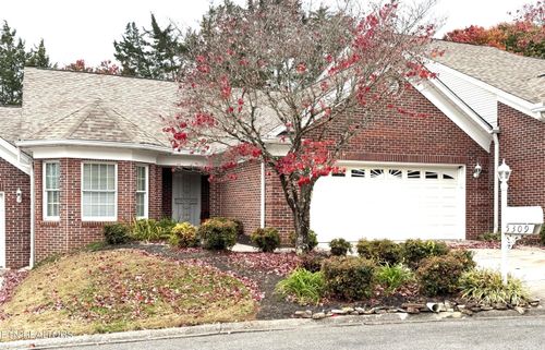 5309 Comice Way, Knoxville, TN, 37918-6825 | Card Image