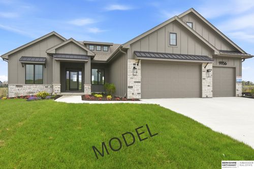 9956 S 118th St, Papillion, NE, 68046-5050 | Card Image