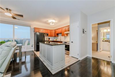 804 - 255 Keats Way, House attached with 2 bedrooms, 2 bathrooms and 1 parking in Waterloo ON | Image 1